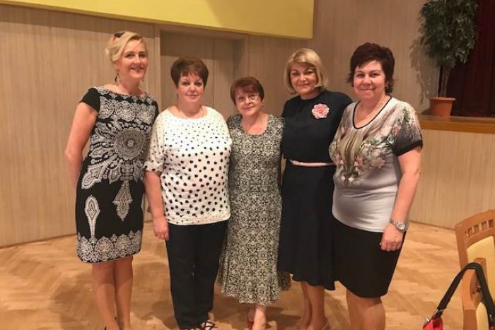 Ilustračný obrázok k článku Zoznámte sa s nimi: 4 sestry z prešovskej nemocnice sa tešia z parádnej pocty