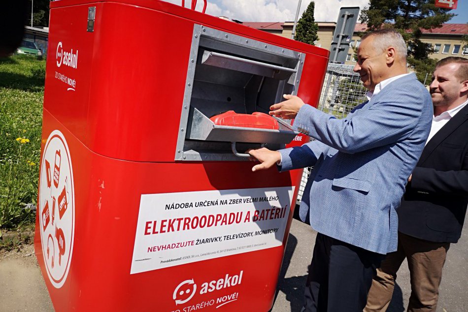 Ilustračný obrázok k článku Podnety Bystričanov boli vypočuté: Kde všade pribudli špeciálne kontajnery? FOTO
