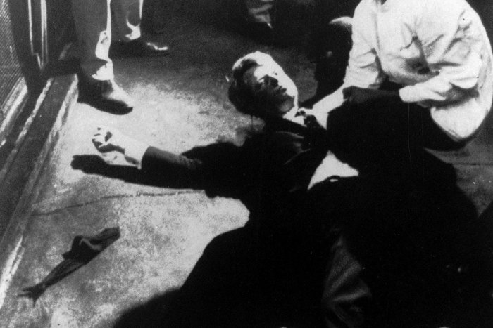 Ilustračný obrázok k článku RANNÁ ŠTVORKA: Od atentátu na senátora Kennedyho uplynulo 50 rokov, meniny má Laura