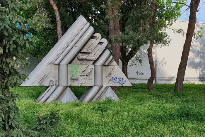 Ilustračný obrázok k článku Stretnutia s občanmi pri rakete