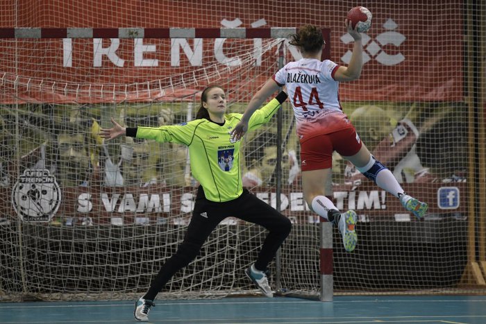 Ilustračný obrázok k článku Hádzanárky HK AS Trenčín končia v MOL lige: Klub má už iné priority