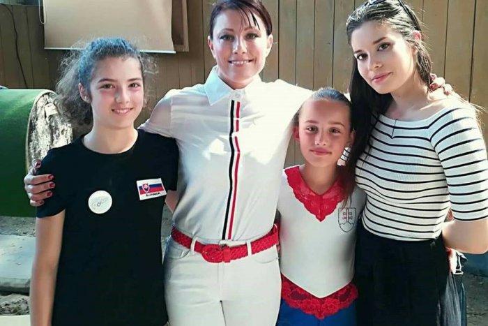 Ilustračný obrázok k článku Naši voltižéri to súperom zase natreli: Ejfél Pluto pobláznil Rusov, FOTO