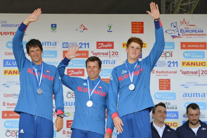 Ilustračný obrázok k článku Liptovský strieborný tím C1 zachránil renomé: "Vďaka aj za striebro"