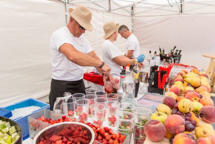 Ilustračný obrázok k článku Jahodové dni 2018: Primaciálne námestie bude plné dobrôt zo sladučkého ovocia