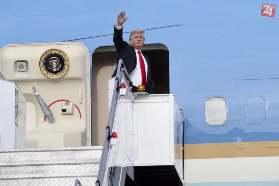 Ilustračný obrázok k článku Kiska sa rozprával s Trumpom: Informoval ho o nákupe stíhačiek F-16