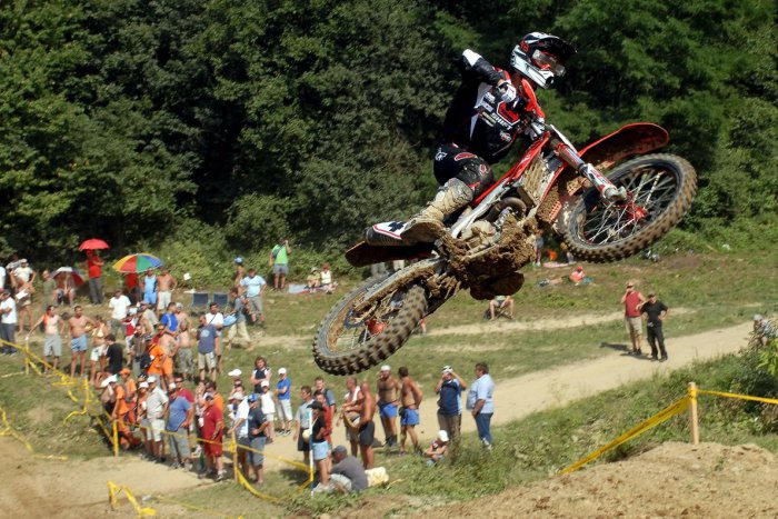 Ilustračný obrázok k článku Vyrastie na okraji Bystrice motokrosový areál? Pod petíciu sa podpísali tisíce ľudí