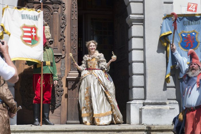 Ilustračný obrázok k článku Korunováciu kráľa Leopolda II. doplní výstava figurín a obrazov osobností