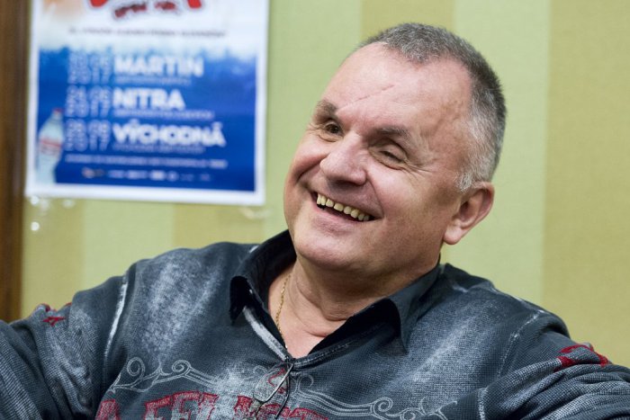 Ilustračný obrázok k článku Toto VIDEO musíte vidieť: Ako si Jožo Ráž spomína na Humenné a východniarov?