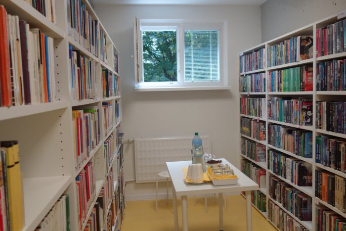 Ilustračný obrázok k článku Petržalka zrekonštruovala knižnicu na Vyšehradskej. Bude slúžiť najmenším aj seniorom