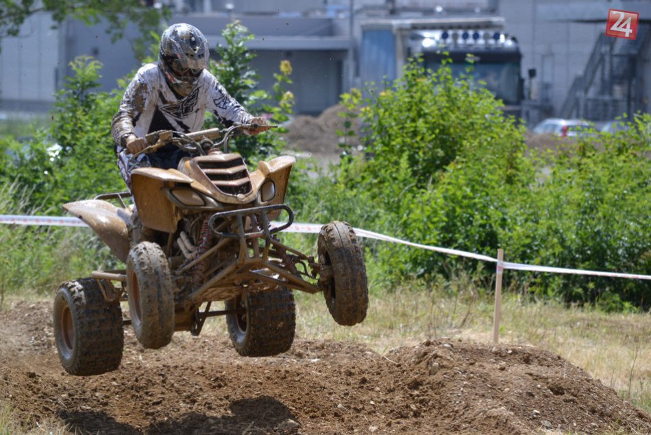 Ilustračný obrázok k článku VIDEO: Milovníci rýchlych kolies a adrenalínu si prišli na svoje