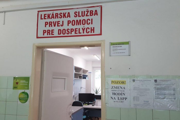 Ilustračný obrázok k článku Do Šale zavítali krajskí poslanci: Navštívili aj polikliniku, FOTO