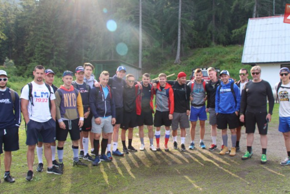 Ilustračný obrázok k článku Mikulášski hokejisti naplno trénujú: Pozrite si FOTO