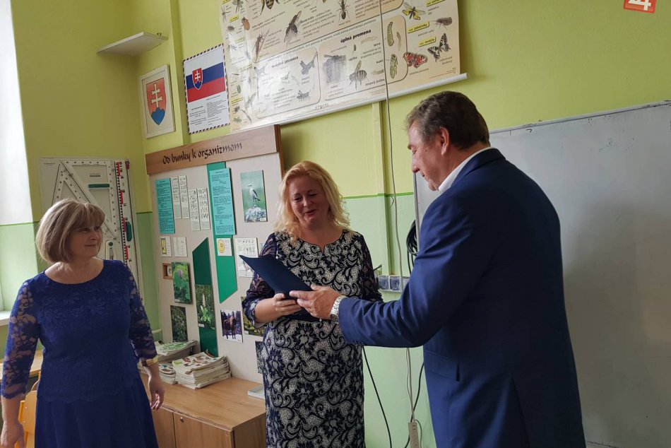 Ilustračný obrázok k článku Zmena v známej mikulášskej základke: Na konci školského roka s novou riaditeľkou