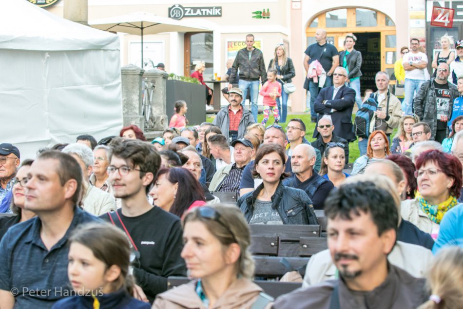 Ilustračný obrázok k článku Máte radi humor? Popradčanov čakajú štyri dni zábavy v centre mesta