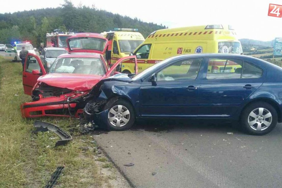 Ilustračný obrázok k článku Hasiči bližšie o vážnej nehode pri Visolajoch: FOTO priamo z miesta nešťastia