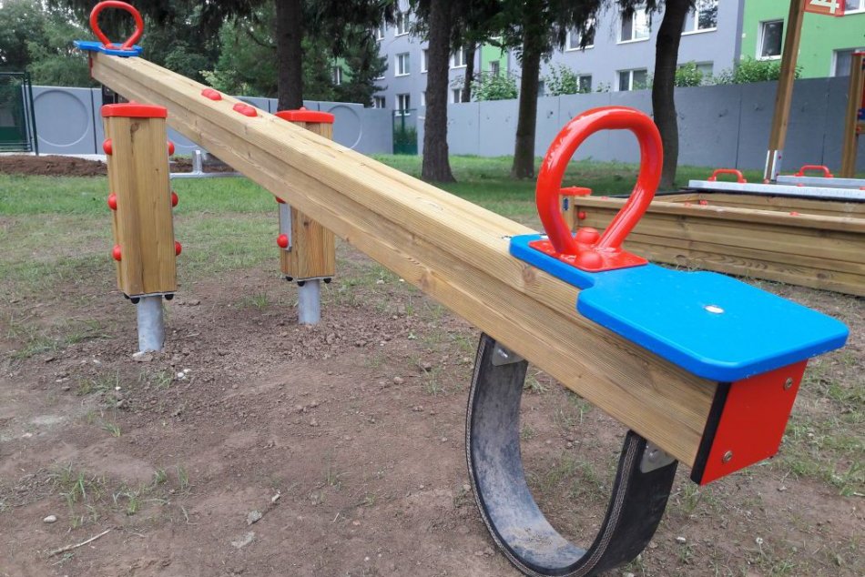 Ilustračný obrázok k článku Radnica obnovuje prevádzku detských ihrísk: TIETO opatrenia treba dodržiavať