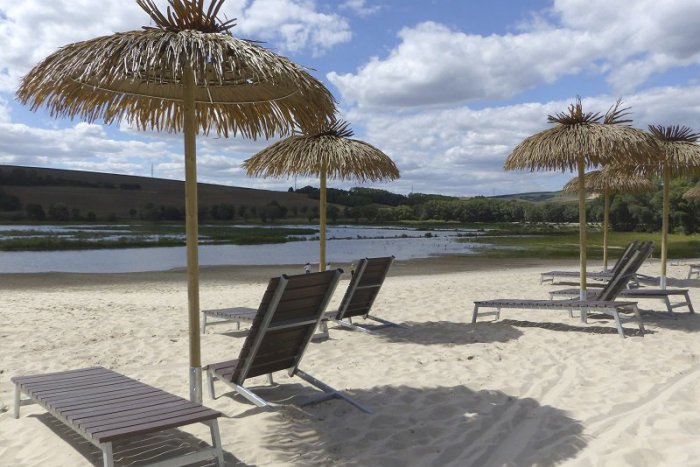 Ilustračný obrázok k článku RANNÁ ŠTVORKA: Letný utorok môžu osviežiť prehánky a búrky, meniny má Amália