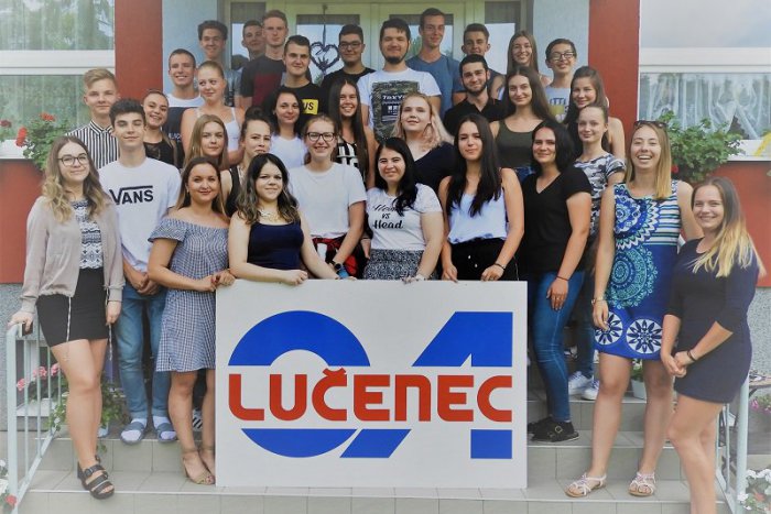 Ilustračný obrázok k článku Na študentov Obchodnej akadémie v Lučenci čaká netradičný začiatok školského roka