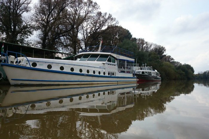 Ilustračný obrázok k článku Čo s voľným dňom? Poďte na výlet z Košíc a plavte sa loďou po Bodrogu