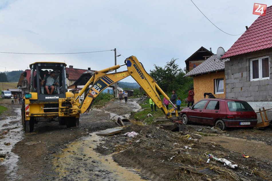 Ilustračný obrázok k článku Pohroma v Hranovnici: Lokálna povodeň zaliala dve ulice, pomáhajú hasiči
