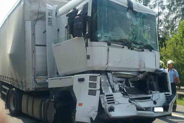 Ilustračný obrázok k článku Cesta z Čadce do Žiliny je už prejazdná: V úseku je zhustená premávka