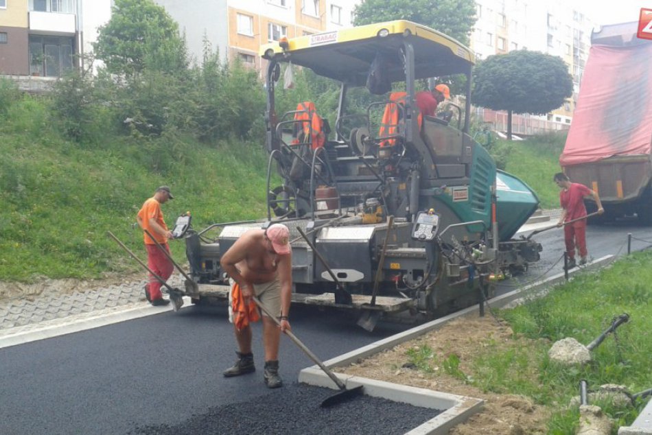 Ilustračný obrázok k článku Najväčšia považskobystrická investícia je v sklze: Práce na VIDEO a FOTO