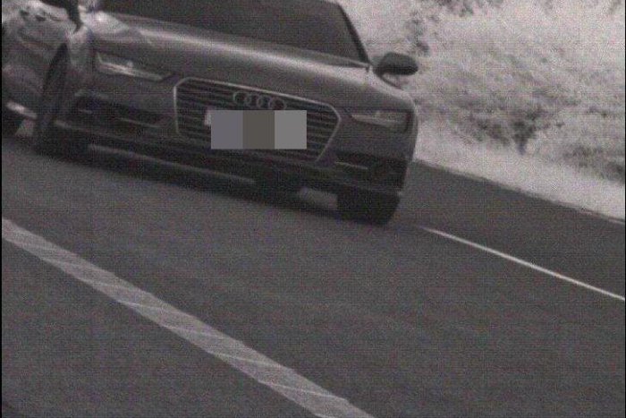 Ilustračný obrázok k článku Vodič na diaľnici D2 prekročil rýchlosť o 73 km/h. Neminula ho pokuta vo výške 650 eur