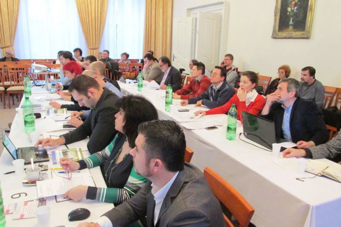 Ilustračný obrázok k článku Zasadnutia zastupiteľstva s novinkou: Občania môžu komentovať body rokovania