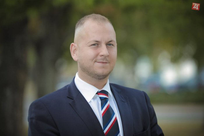 Ilustračný obrázok k článku Za primátora chce kandidovať aj spevák a podnikateľ Martin Jakubec