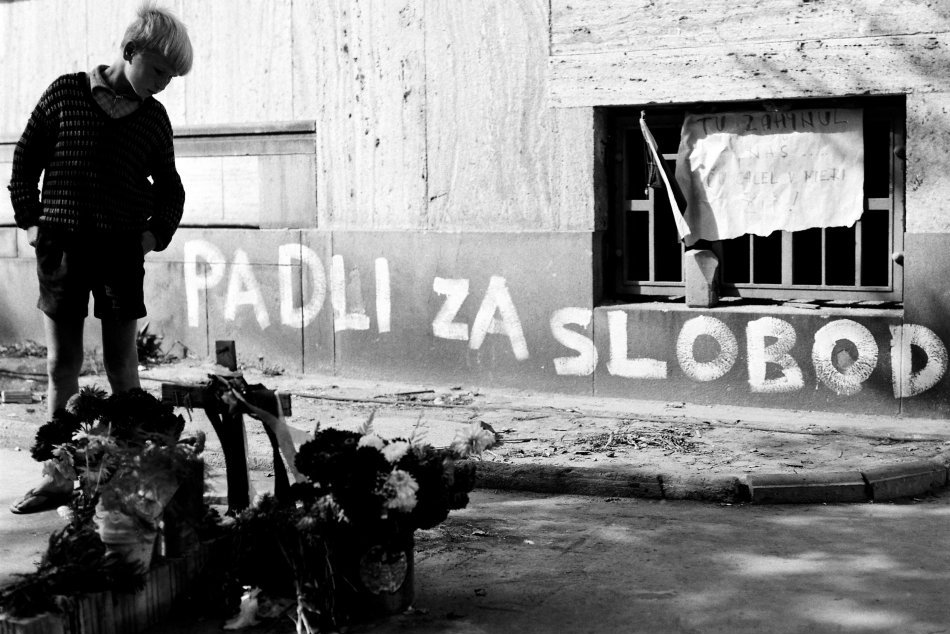 Ilustračný obrázok k článku Invázia spojeneckých vojsk priniesla aj tragické udalosti: Zomreli desiatky ľudí