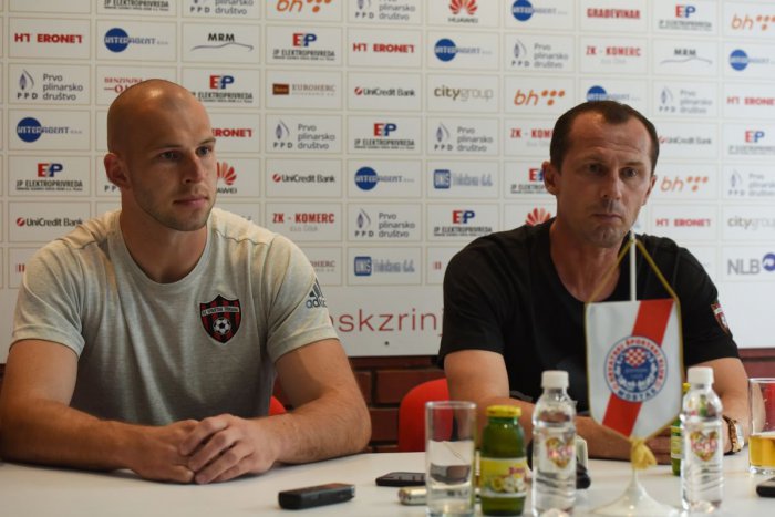 Ilustračný obrázok k článku Látal pred odvetou: Bude búrlivá atmosféra, my sa s tým musíme vyrovnať