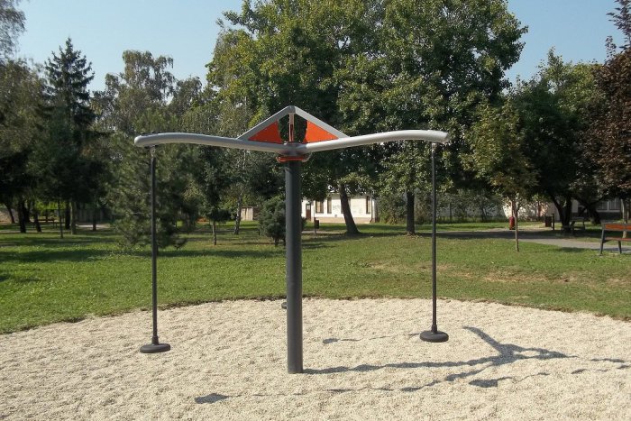 Ilustračný obrázok k článku Aj Hornokraľovanom vyrastie ihrisko: Budú si užívať parádnu vežu