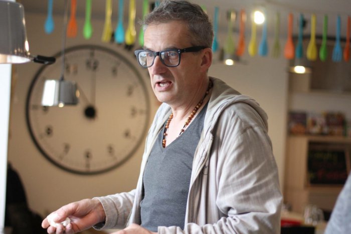 Ilustračný obrázok k článku Zabudnite na marinády: Šéfkuchár Ivan Rusina radí, ako zažiariť pri grile