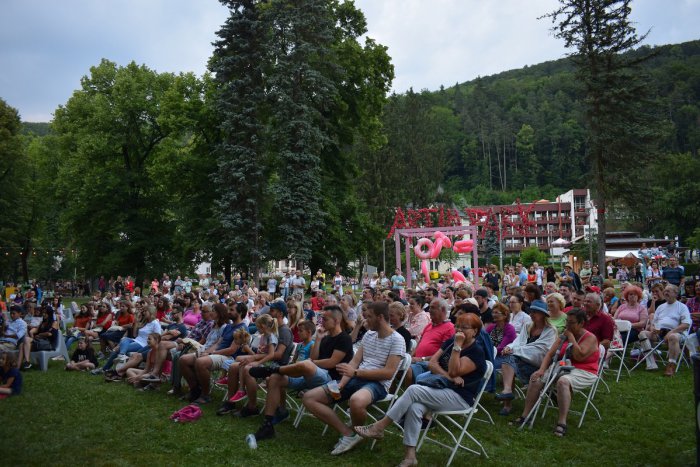 Ilustračný obrázok k článku Víkendová porcia zábavy nielen pre Trenčanov: Kam sa dá vyraziť?