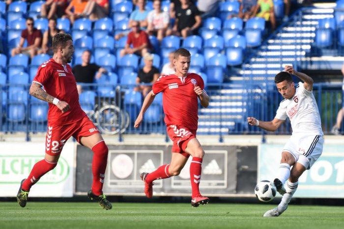 Ilustračný obrázok k článku Je tu nový ročník Fortuna ligy: Na úvod zakopnutie majstra, Slovan zdolal ViOn