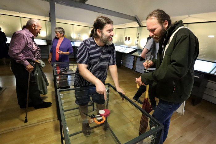 Ilustračný obrázok k článku Kremnica ožila šperkom: FOTOMOMENTY z medzinárodného sympózia