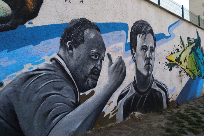 Ilustračný obrázok k článku Na Furči pribudla ďalšia grafity stena športovcov