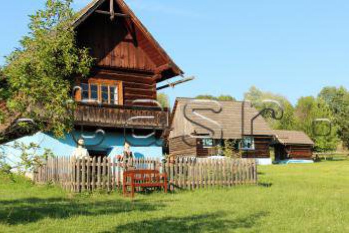 Ilustračný obrázok k článku V rámci Hradných slávností návštevníci zažili v Starej Ľubovni aj nočnú prehliadku hradu