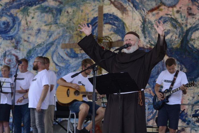 Ilustračný obrázok k článku V Prešove vyvrcholilo stretnutie P18: Na Hlavnej ulici bola slávnostná svätá omša