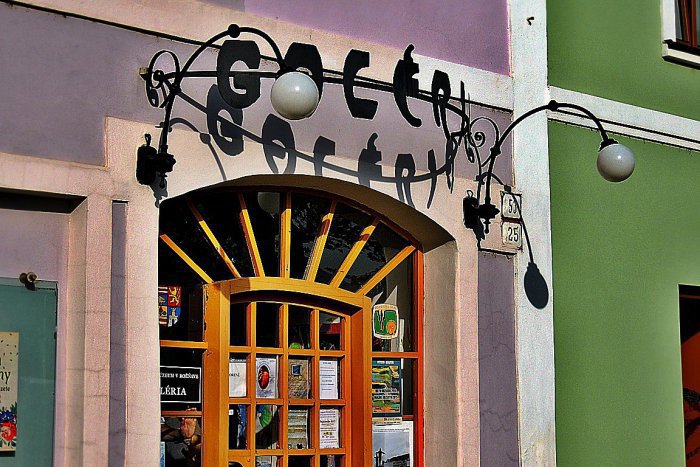 Ilustračný obrázok k článku V rožňavskej galérii opäť ožijú pamiatky: Čítajte prvé info o novej výstave