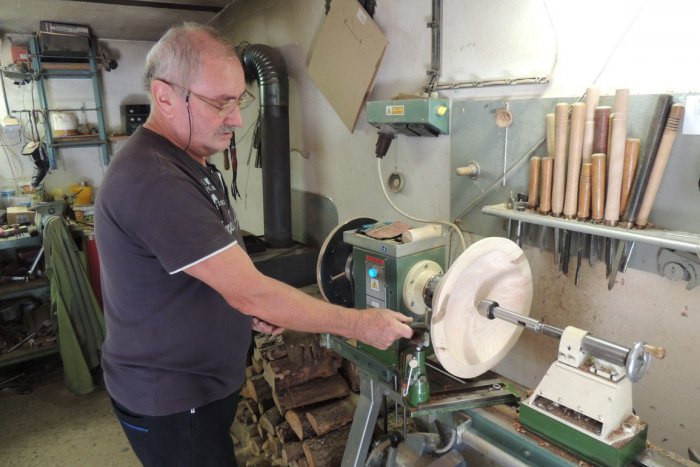 Ilustračný obrázok k článku Dôchodca z neďalekej obce nechcel vysedávať pri telke: Koníček ako lusk! FOTO