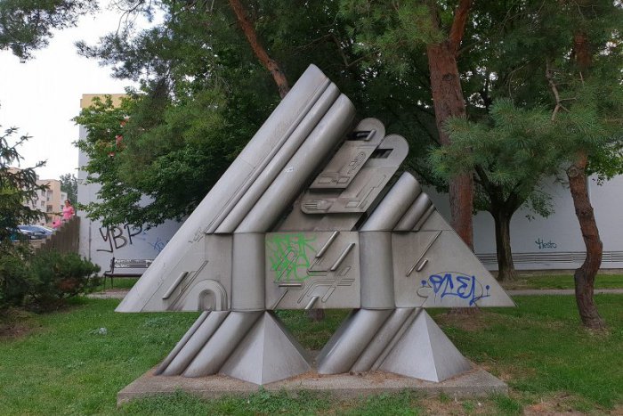 Ilustračný obrázok k článku V Dúbravke chcú očistiť Pozdrav z vesmíru