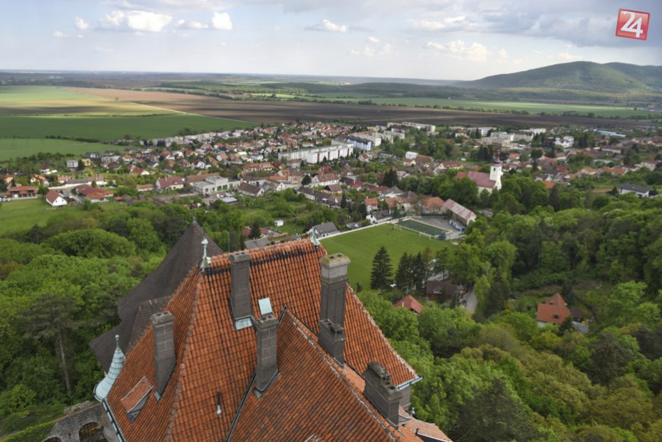 Ilustračný obrázok k článku Čo ukrývajú názvy dedín z okolia Trnavy? Takto sa vyfarbila najsympatickejšia päťka