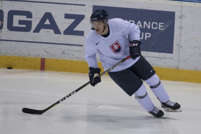 Ilustračný obrázok k článku Popradský odchovanec posilní konkurenciu: Haščák sa upísal Košiciam
