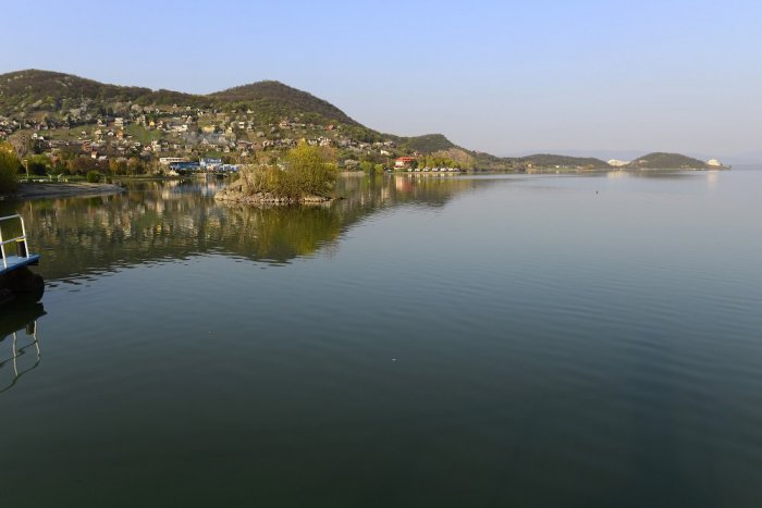 Ilustračný obrázok k článku Dvoch Maďarov umiestnili do cely. Polícia: Toto vykonali na Zemplínskej šírave!