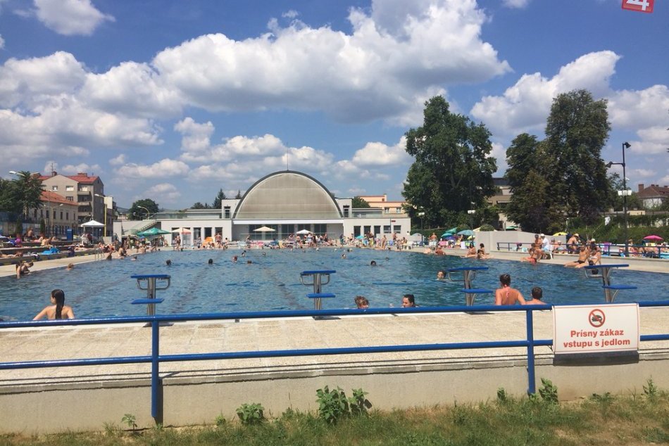 Ilustračný obrázok k článku Vyberajte plavky. Ak sa počasie nepokazí, otvoria kúpalisko v Mestskom parku, FOTO