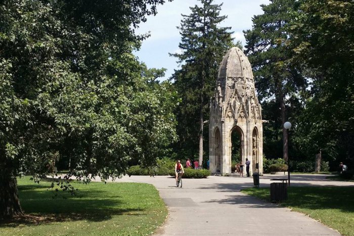 Ilustračný obrázok k článku Inštitút pre rozvoj Bratislavského kraja pripravuje petíciu aj súťaž na revitalizáciu Sadu Janka Kráľa