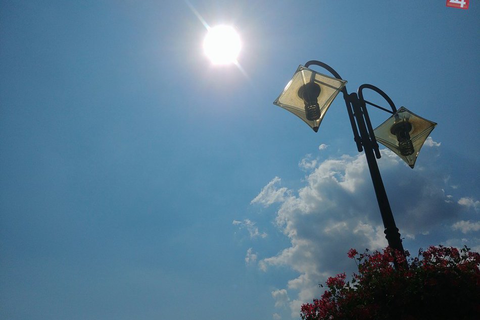 Ilustračný obrázok k článku Horúčavy zasiahli aj naše mesto: Ako proti nej bojujú Rožňavčania?