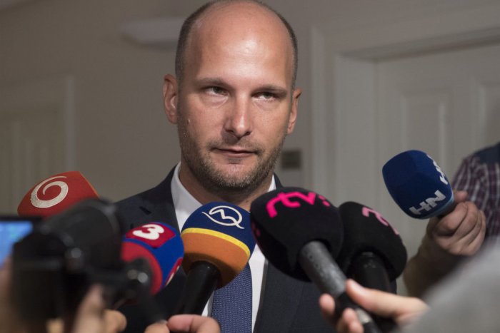 Ilustračný obrázok k článku VIDEO: Podľa Grendela  bola účasť SIS v kauze únosu Vietnamca nulová