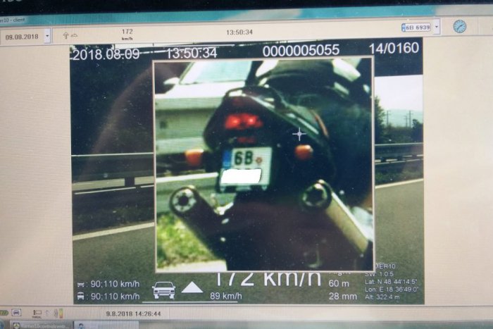Ilustračný obrázok k článku Prievidzskí dopraváci v šoku: Sledujte, koľko namerali Tomášovi (42) na motorke!